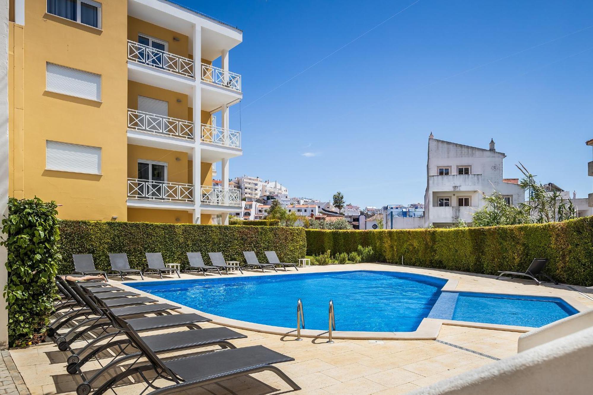 Apartment Garden Hill Relax & Old Town By Ocvillas