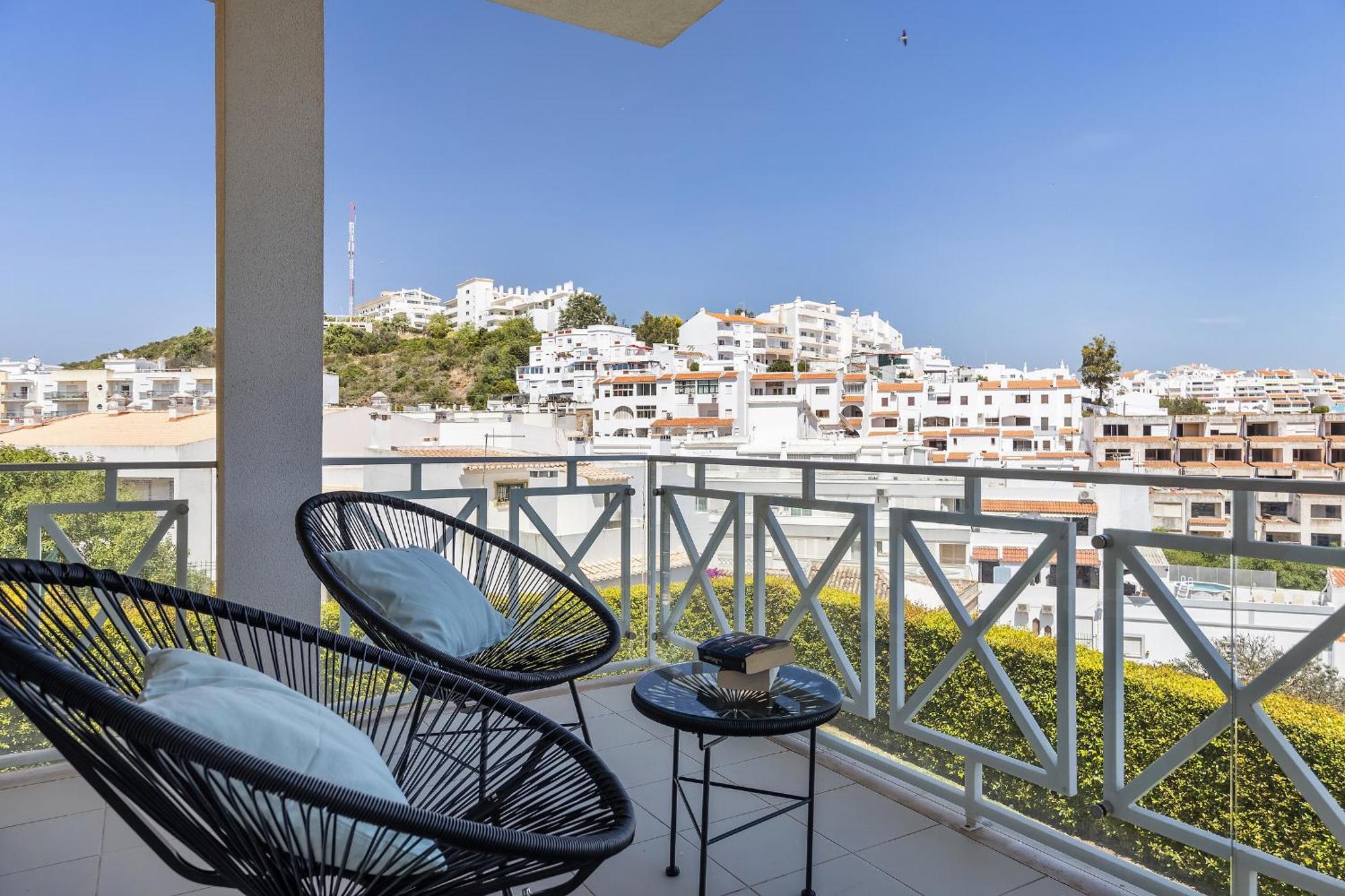 Apartment Garden Hill Relax & Old Town By Ocvillas